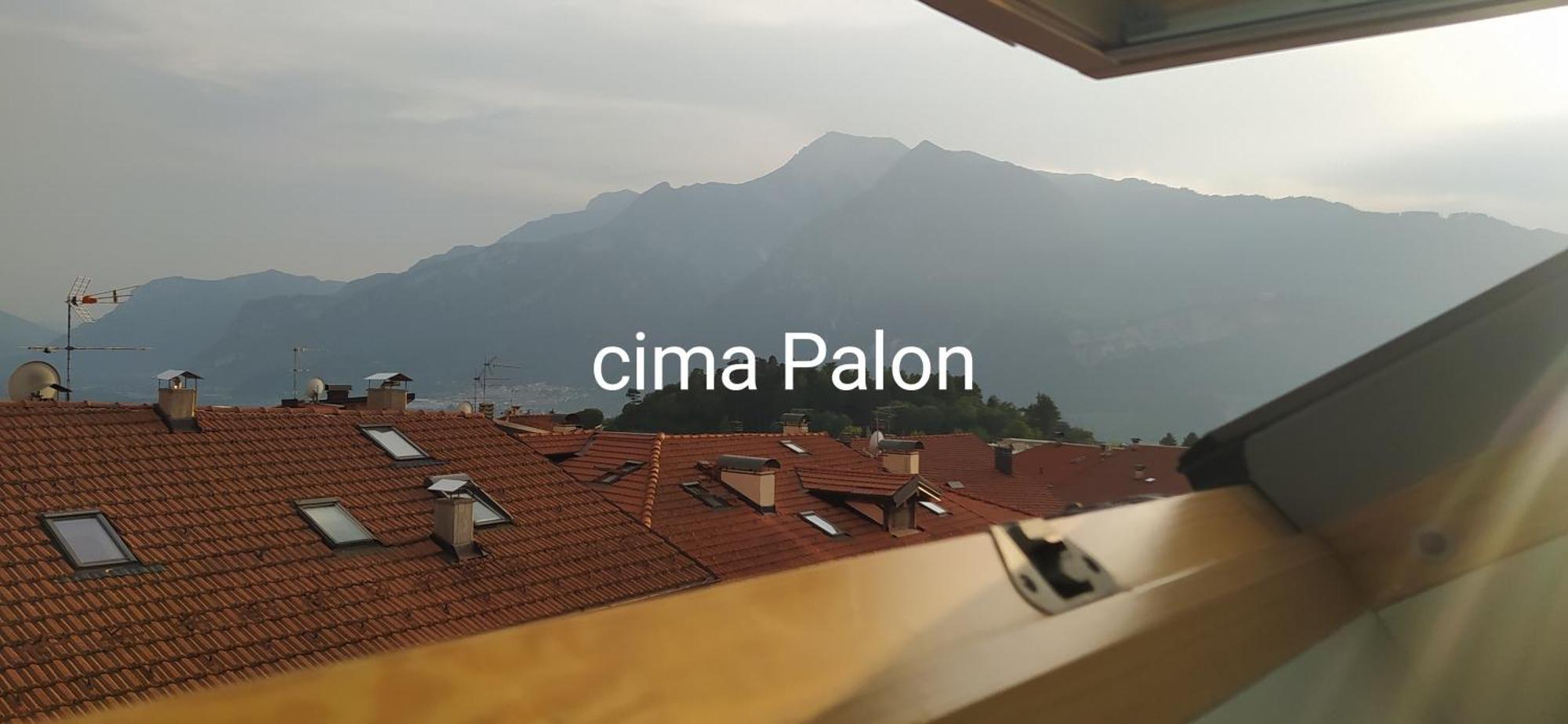 Apartmán La Deliziosa Mansarda Di Barbara Trento Pokoj fotografie